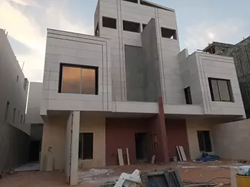 دور مستقل سكني للبيع في حي الرمال في شرق الرياض