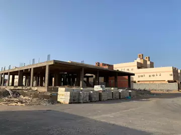 عمارة سكني للبيع في حي الرياض في جدة