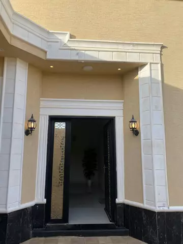 دور مستقل سكني للإيجار في حي الغطغط في المزاحمية