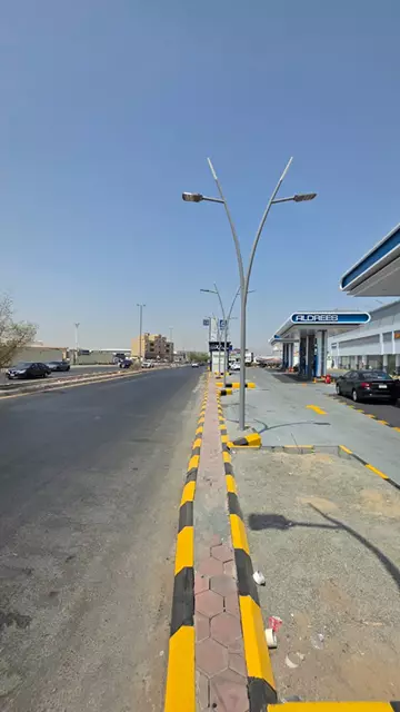 صالة عرض تجاري للإيجار في جدة