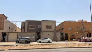 فيلا سكني للبيع في حي المطار في المجمعة
