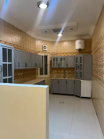 شقة سكني للإيجار في حي الوادي في شمال الرياض