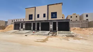 فيلا سكني للبيع في حي الجنادرية في شرق الرياض