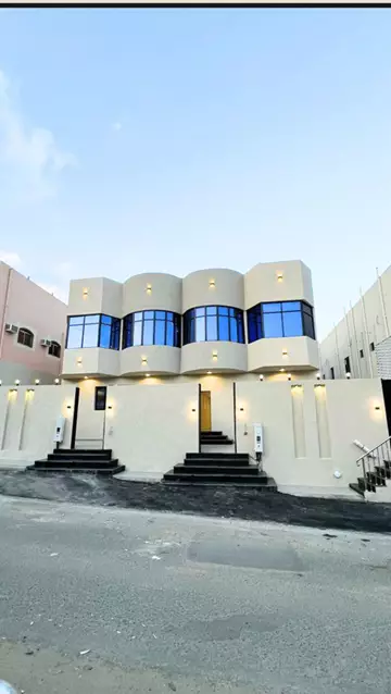 فيلا سكني للبيع في حي القراحين في الطائف