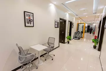 مكتب تجاري للإيجار في حي العارض في شمال الرياض
