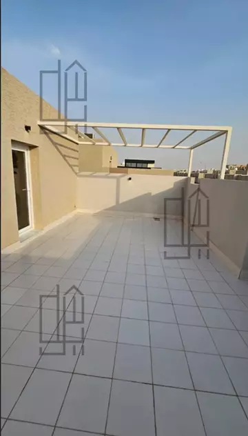 فيلا سكني للإيجار في حي مطار الملك خالد الدولي في شمال الرياض